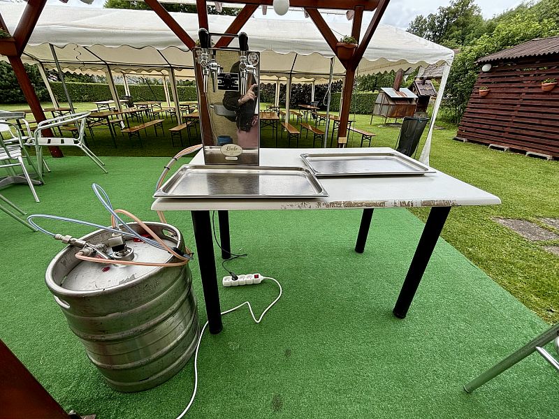 Bohatá nabídka alkoholických i nealkoholických nápojů