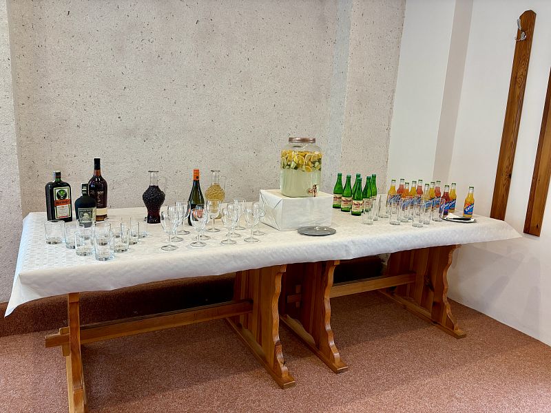 Bohatá nabídka alkoholických i nealkoholických nápojů