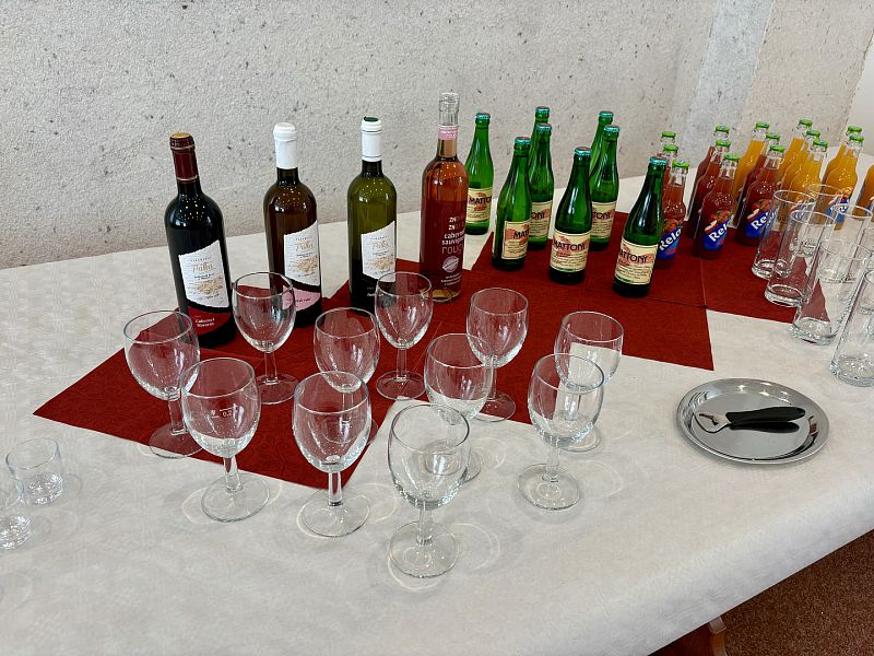 Bohatá nabídka alkoholických i nealkoholických nápojů