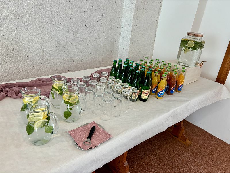 Bohatá nabídka alkoholických i nealkoholických nápojů