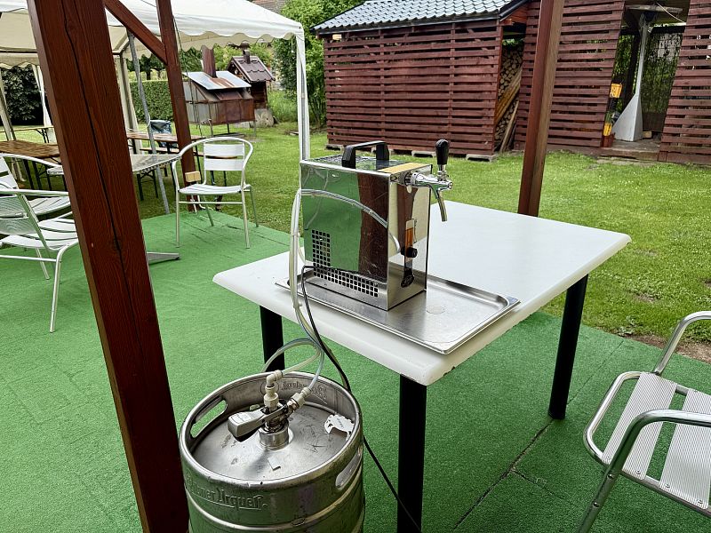 Bohatá nabídka alkoholických i nealkoholických nápojů