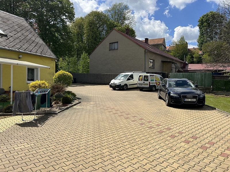 Romantické místo pro svatební obřad, hostinu i party