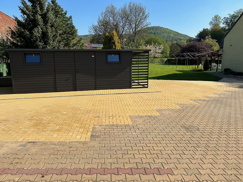 Soukromé parkoviště přímo u penzionu