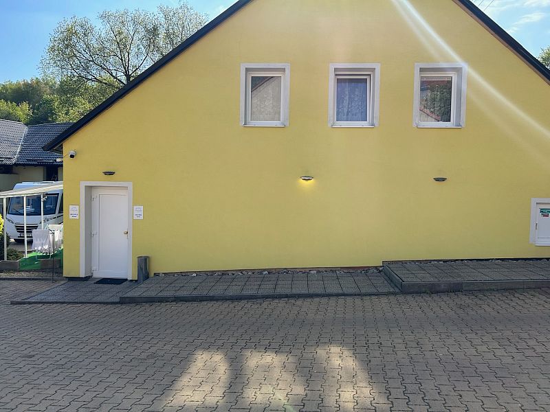 Soukromé parkoviště přímo u penzionu