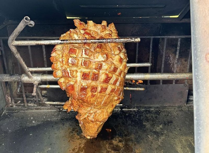Svatební hostina o několika chodech i raut na svatbu
