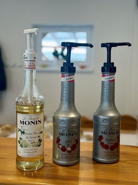 Svatební hostina o několika chodech i raut na svatbu