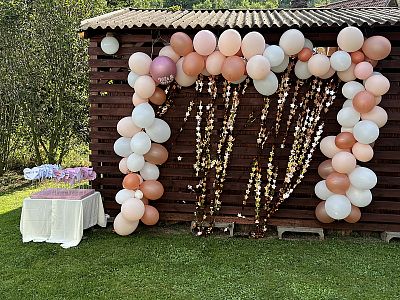 Kouzelná svatba s hostinou a rautem