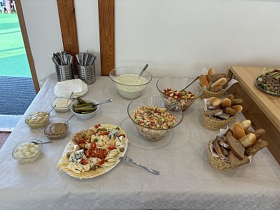 Kouzelná svatba s hostinou a rautem