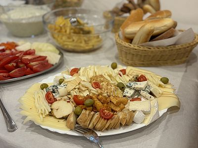 Kouzelná svatba s hostinou a rautem
