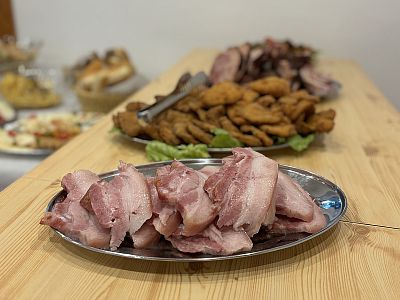 Kouzelná svatba s hostinou a rautem