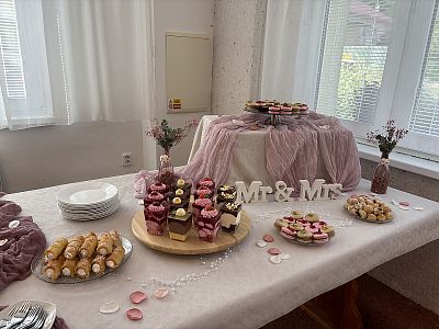 Kouzelná svatba s hostinou a rautem